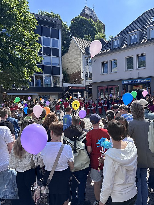 Viele Menschen auf der Demo