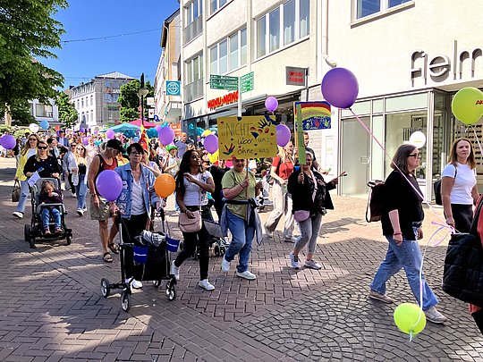 Menschen portestieren