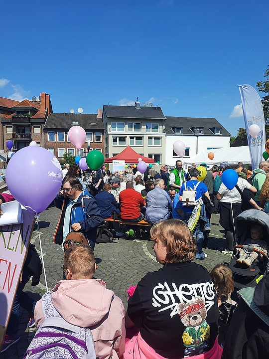 Viele Menschen auf der Demo